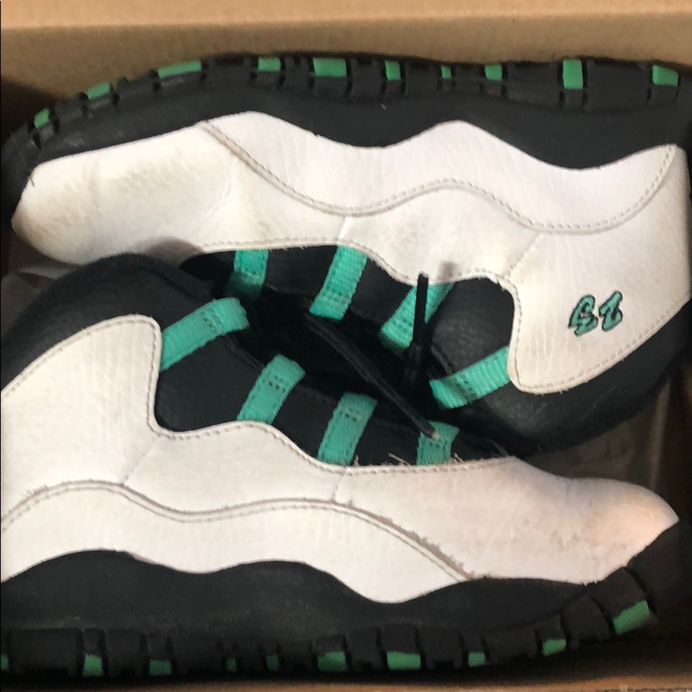 Gently worn need to be cleaned